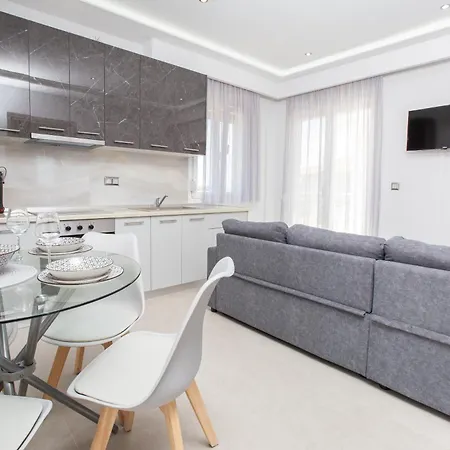 Marane باراليا ديونيسيو